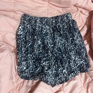 cheetah ruffle baggy shorts